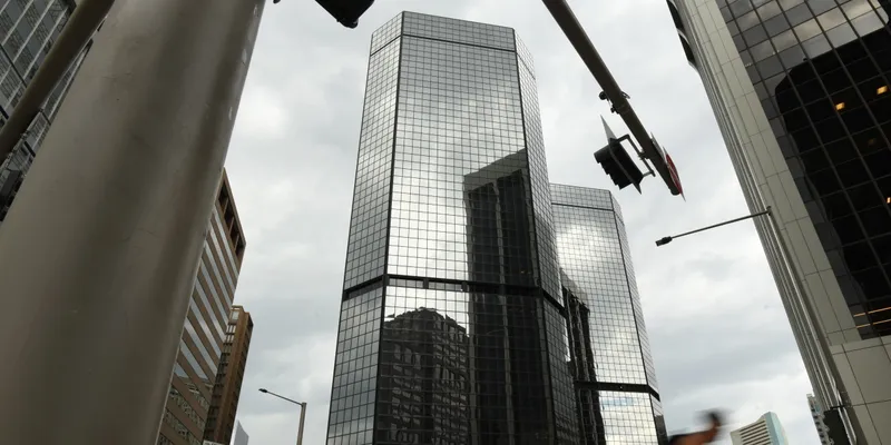 A Fire Sale Has U.S. Office Buildings Going for 90% Off